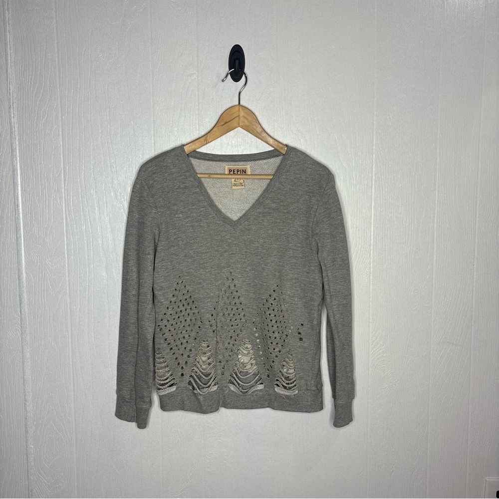 Pepin distressed v neck grey long sleeve top size small